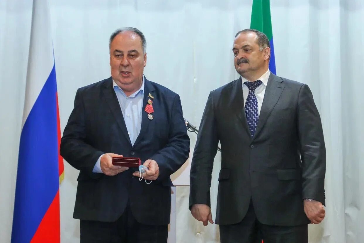 Газета дружба хасавюрт последний выпуск. Нижняя ошма. Нижняя ошма спорткомплекс. Адимерзи адимирзаев. Дружба хасавюрт.