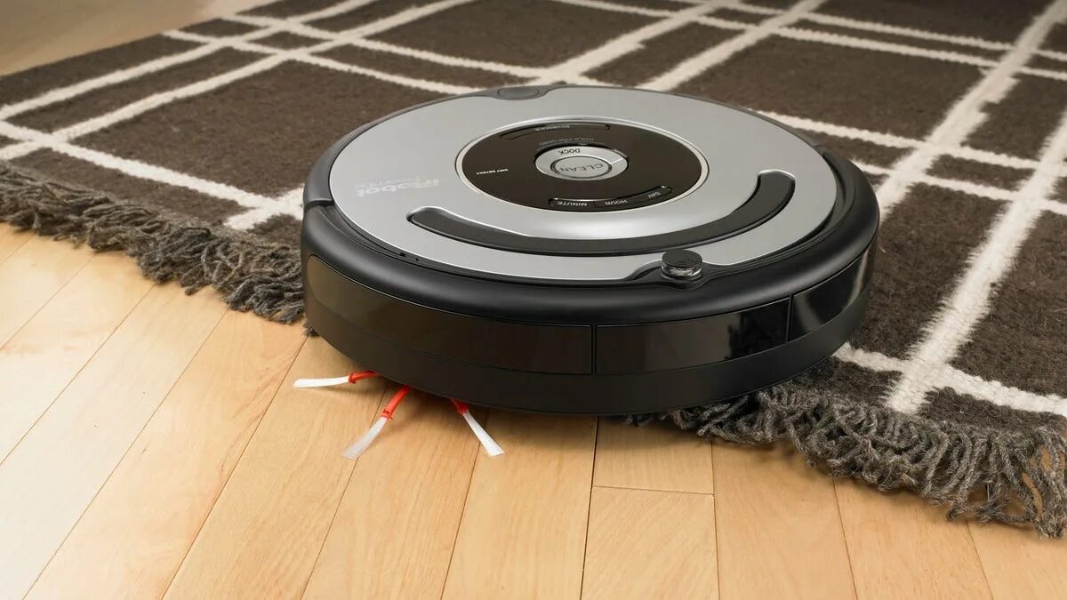 Рейтинг робот пылесосов для дома 2024. IROBOT Roomba 560. Робот пылесос Roomba 880. Робот пылесос IROBOT Roomba 866. Пылесос-робот Panda i5 Red.