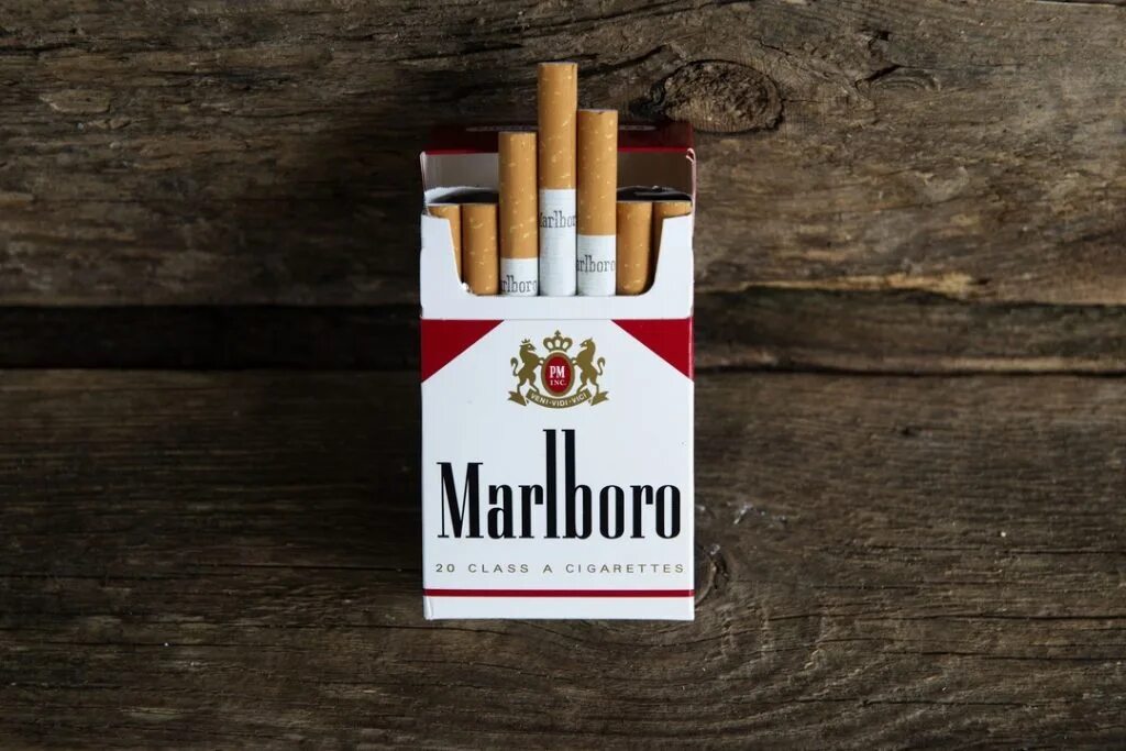 Мальборо с зеленой капсулой. Сигареты мальборо. Сигареты мальборо. Marlboro classic сигареты. Сигареты мальборо 2022.