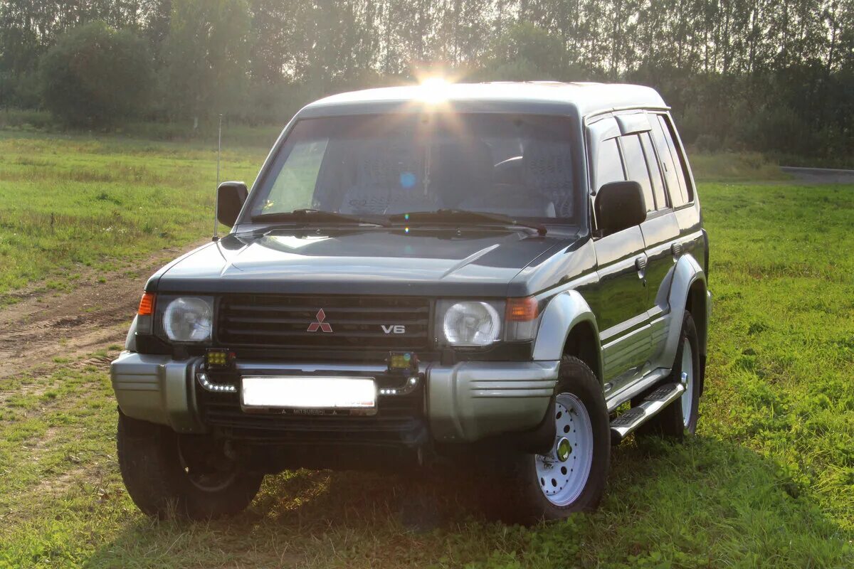 мицубиси паджеро 6 поколения. паджеро 4х дверный. митсубиси паджеро 4 первый рестайлинг. мицубиси паджеро 6. митсубиси паджеро.