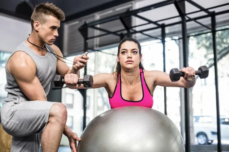 Woman Lift man. Man Lifting woman. Trainer male. Big woman Lifting man. Women bigger men