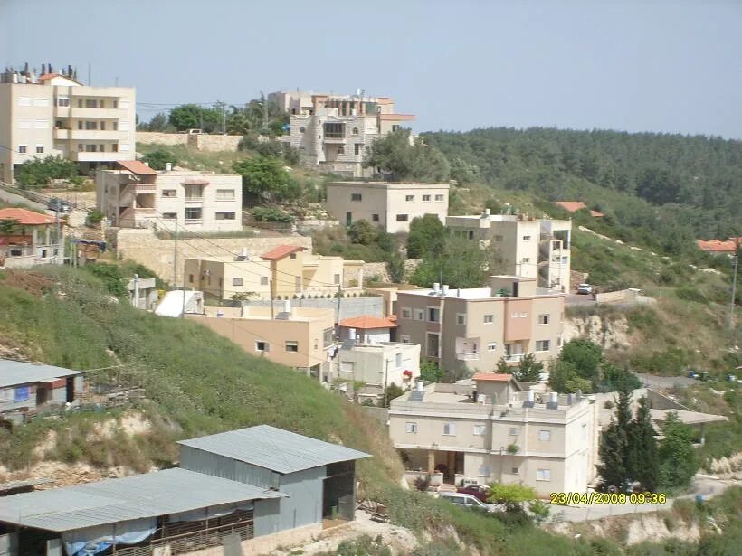 Переведи village. Деревня в Израиле. Поселок в Израиле. Друзские деревни в Израиле. Нираэмик деревня в Израиле.