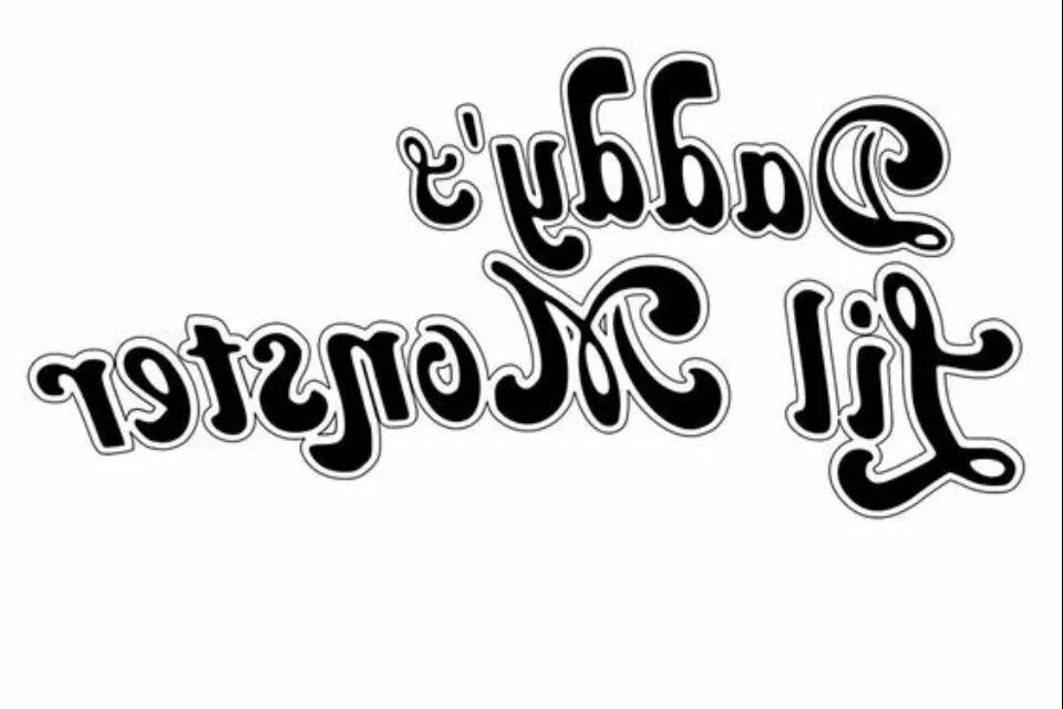 Daddy's lil. Daddy's Lil Monster надпись. Daddy's Lil Monster футболка. Надпись на футболке Харли Квинн Daddy's Lil Monster. Надпись на футболке Харли Квинн.