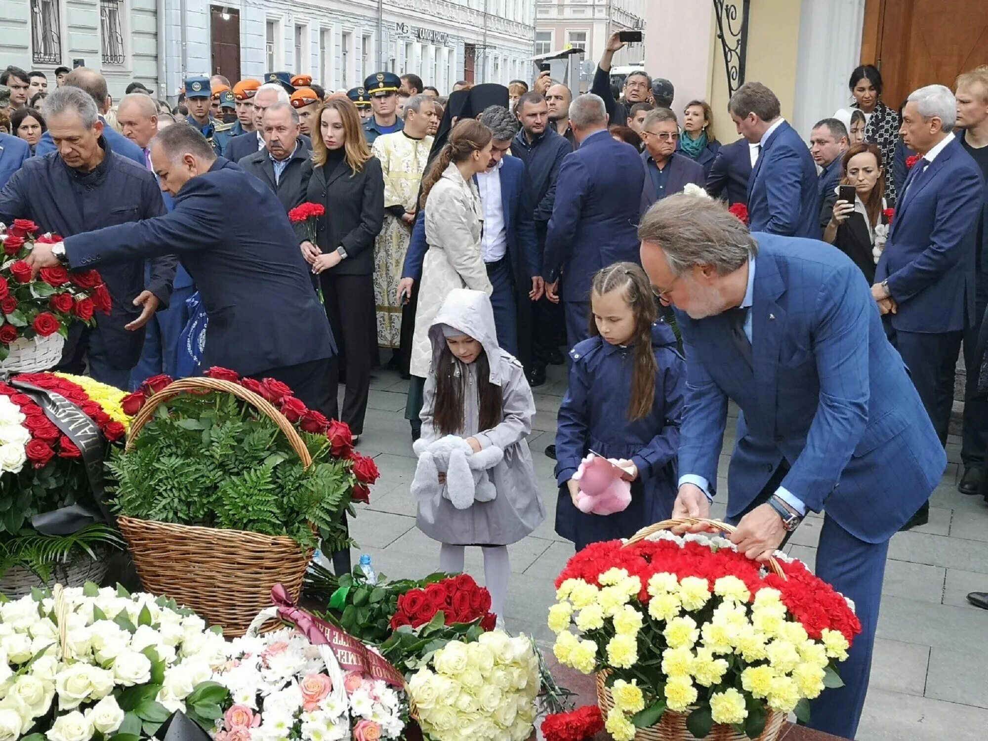 Последние жертвы теракта в москве