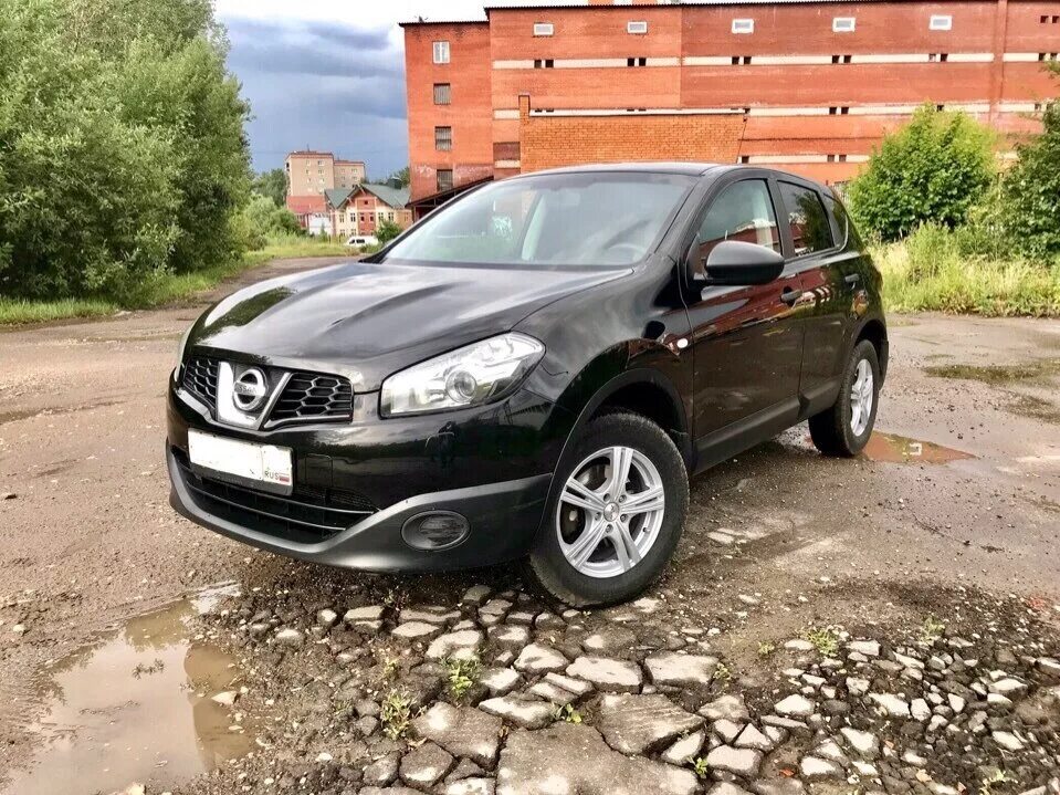 Купить кашкай 1.6 механика. Ниссан Кашкай 2013 черный. Nissan Qashqai 2013 Рестайлинг черный. Nissan Qashqai 2013 1.6. Ниссан Кашкай j10 1.6 механика.