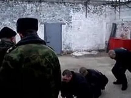 Быть красным на зоне. Быть красным на зоне. Быть красным на зоне. Исправительная колония общего режима. Быть красным на зоне.