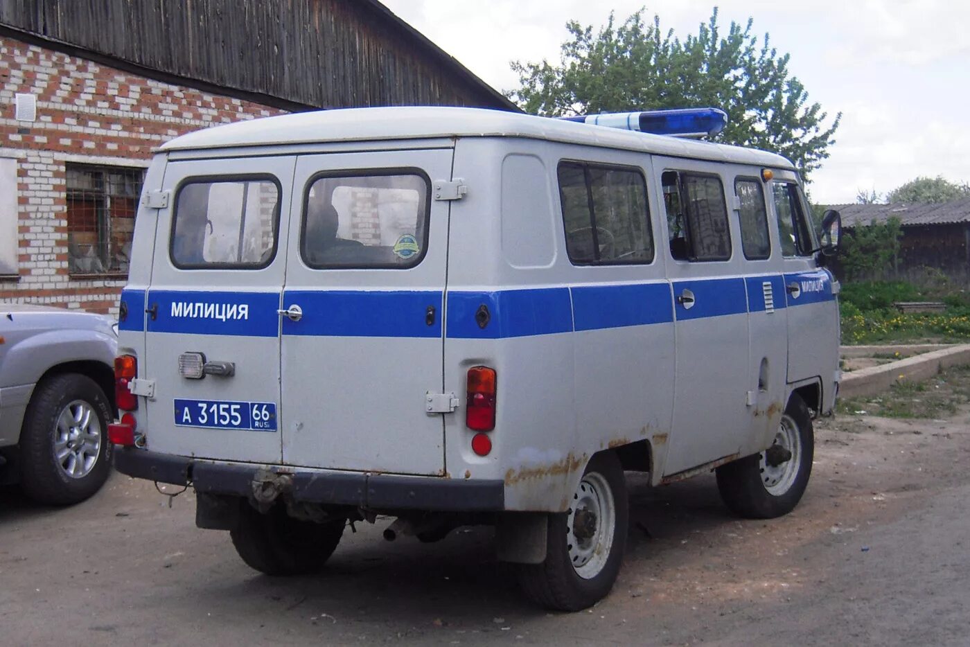 Уаз буханка полиция. Машина уаз 452 полиция. Уаз 3909 полиция. Уаз 3909 ппс. Уаз 452 ппс.