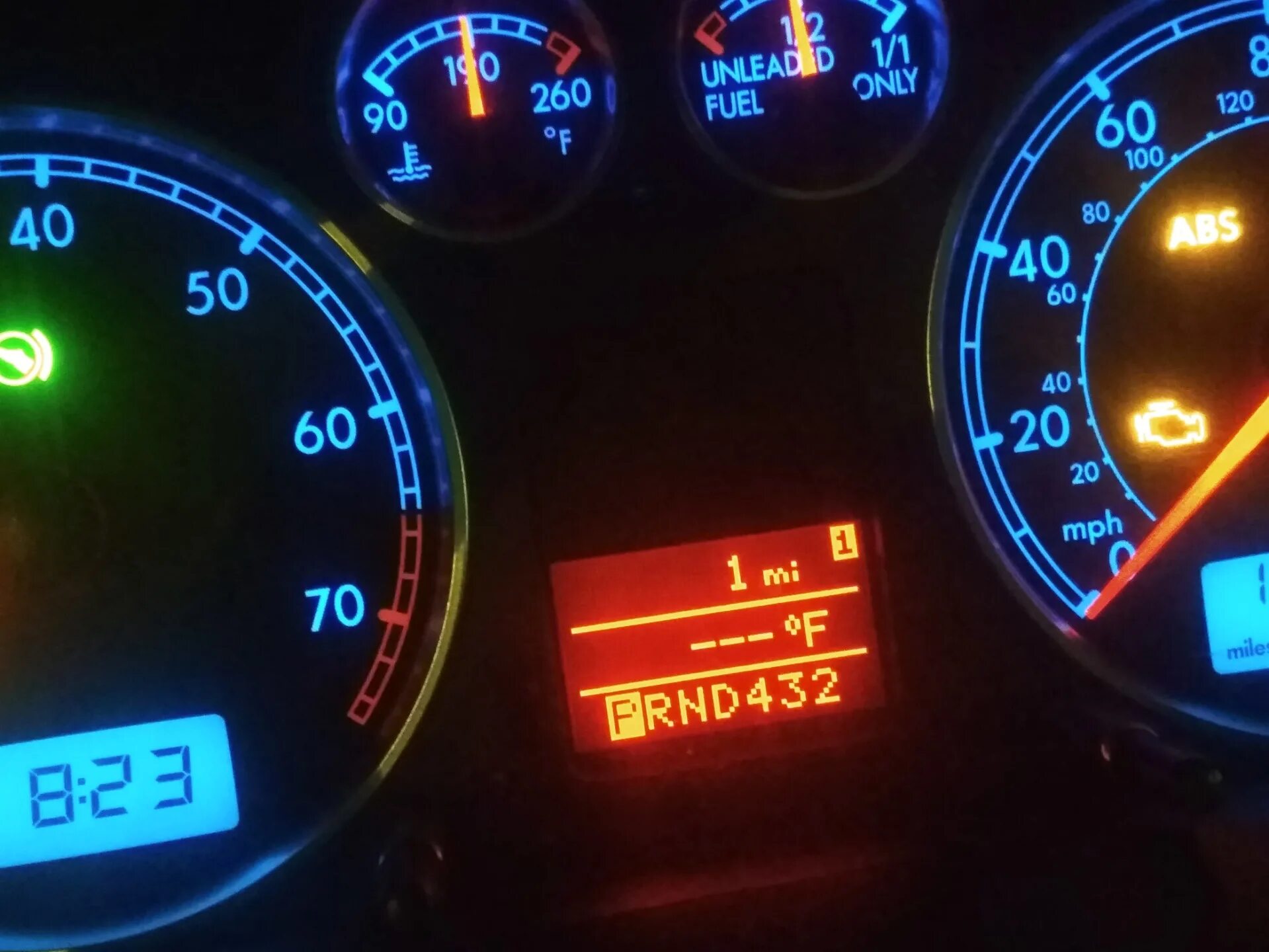Б5 щиток приборов как снять ne-rabotaet-pribornaya-panel-na-folksvagen-passat-b5 Авто-помощь