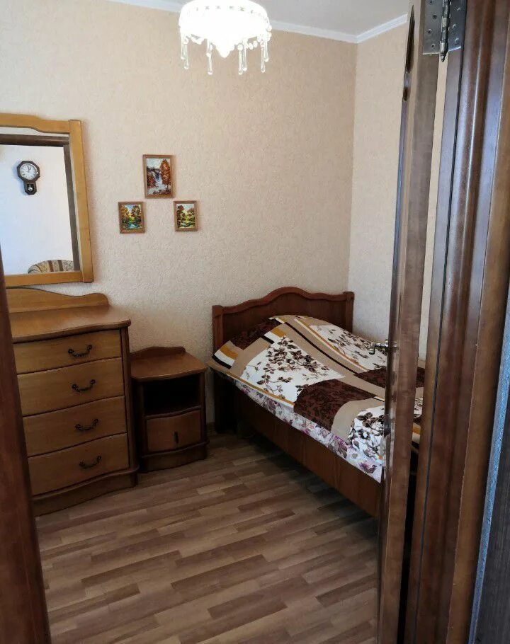 Двухкомнатная квартира кашира. Квартира с каширы 2. Двухкомнатная квартира кашира. Авито кашира. Двухкомнатная квартира кашира.