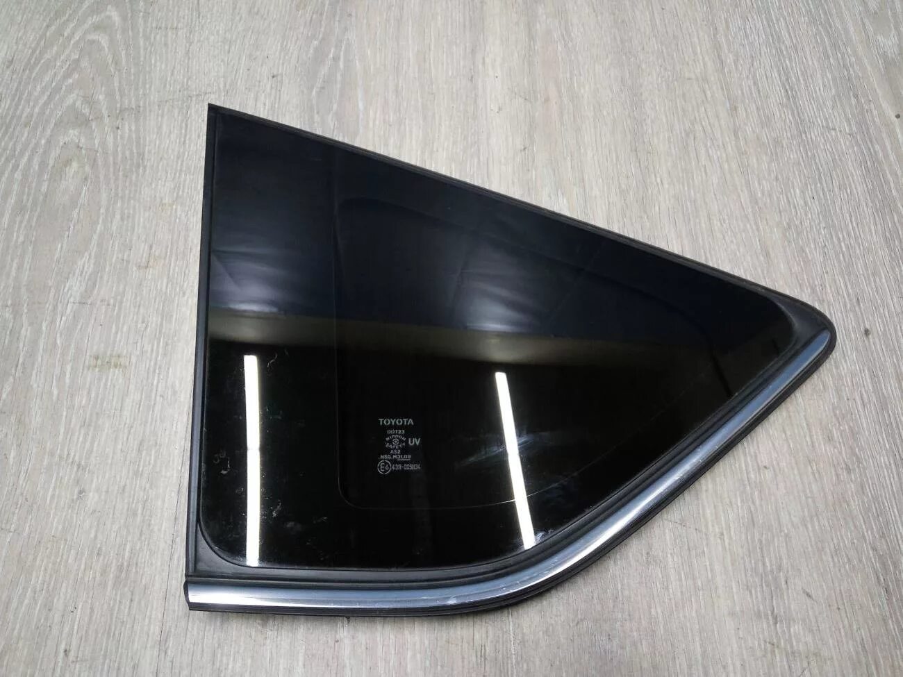 Стекло боковое рав 4. Автостекло jac sunray стекло боковой двери. Стекло переднее левое на рав 4 2014. Стекло двери задней правой рав4 2015. Стекло боковое рав 4.