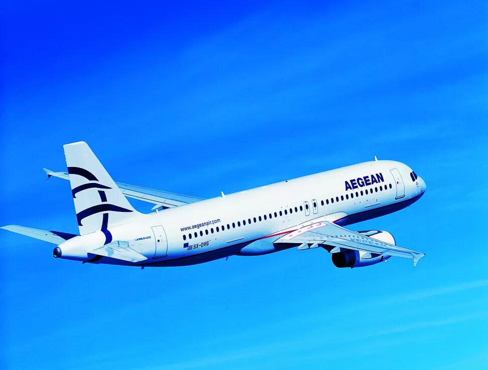 Аир лайн. Aegean Airlines самолеты. Греческие авиалинии Aegean. Aegean Airlines logo. Чья авиакомпания Aegean.