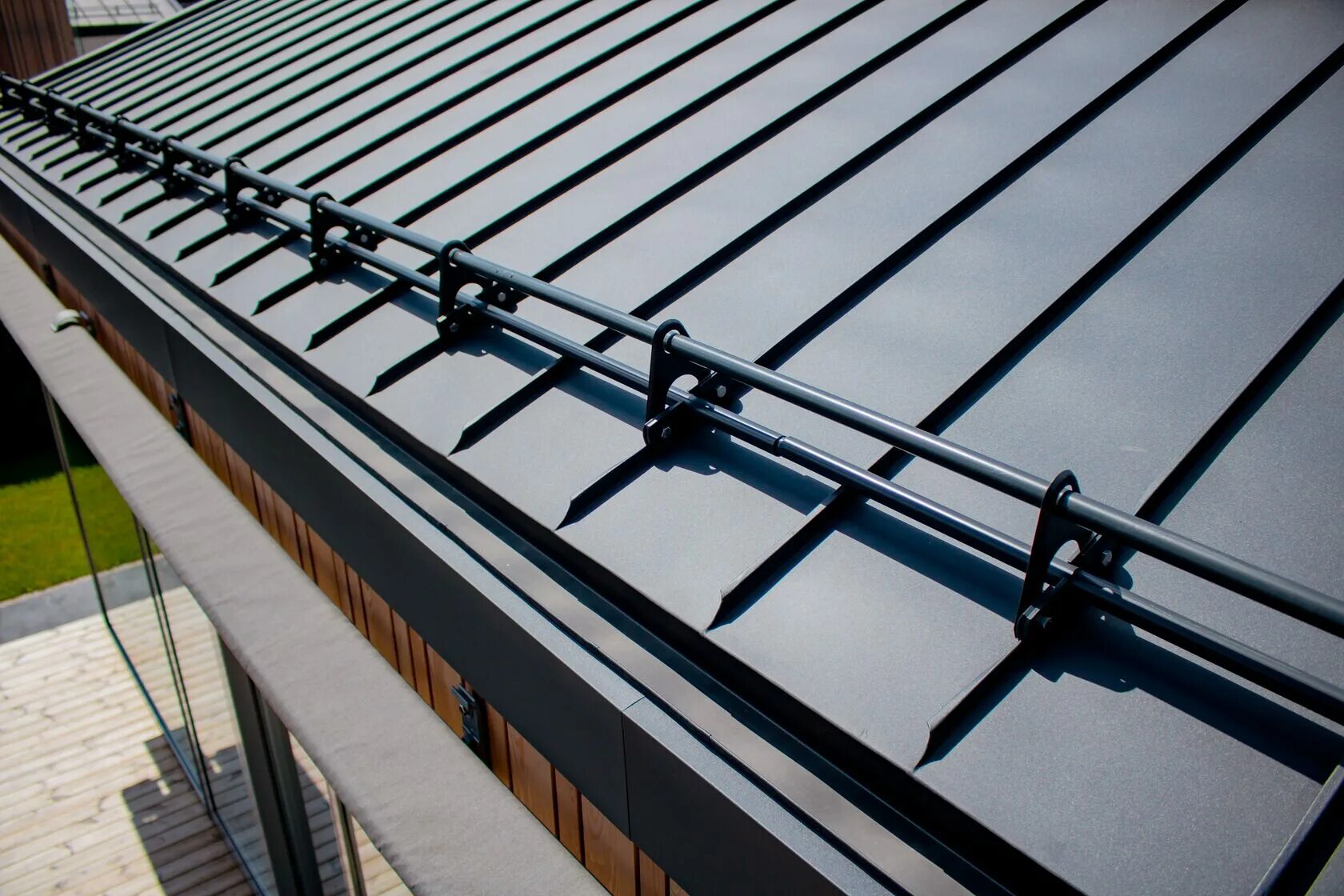 Инструмент для фальца кровли. Инструмент для фальца кровли. Инструмент для монтажа фальца. Кровельный инструмент для фальцевой кровли. Кровельный инструмент для фальцевой кровли.