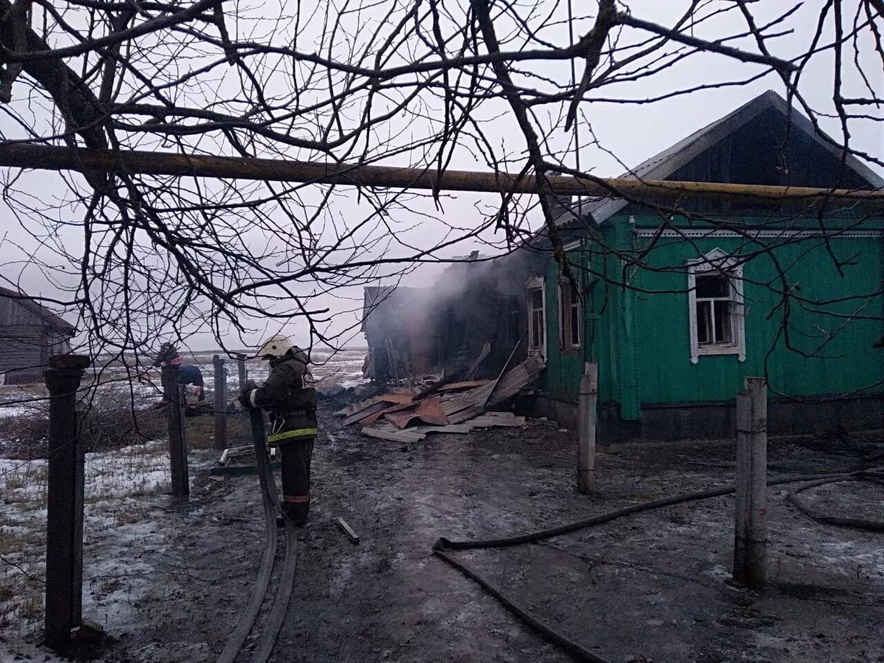 Погода в калаисе. Калаис Кирсановский район. Калаис Кирсановский район Тамбовская область. Пожар в Тамбовской области. В Тамбовской области сгорел дом.