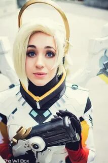 Chelhellbunny cosplay overwatch