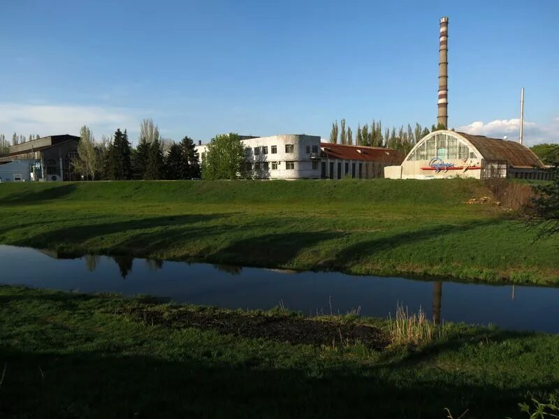 Дк пархоменко луганск. Луганский литейный завод. Луганский металлургический завод. Луганская фабрика. Цоф макеевка.