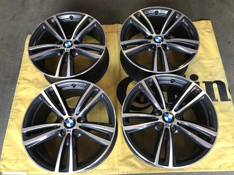 Бмв стиль каталог. BMW 442 M Style. BMW f30 диски r17. 442 Стиль BMW f10. BMW r17, стиль 229.