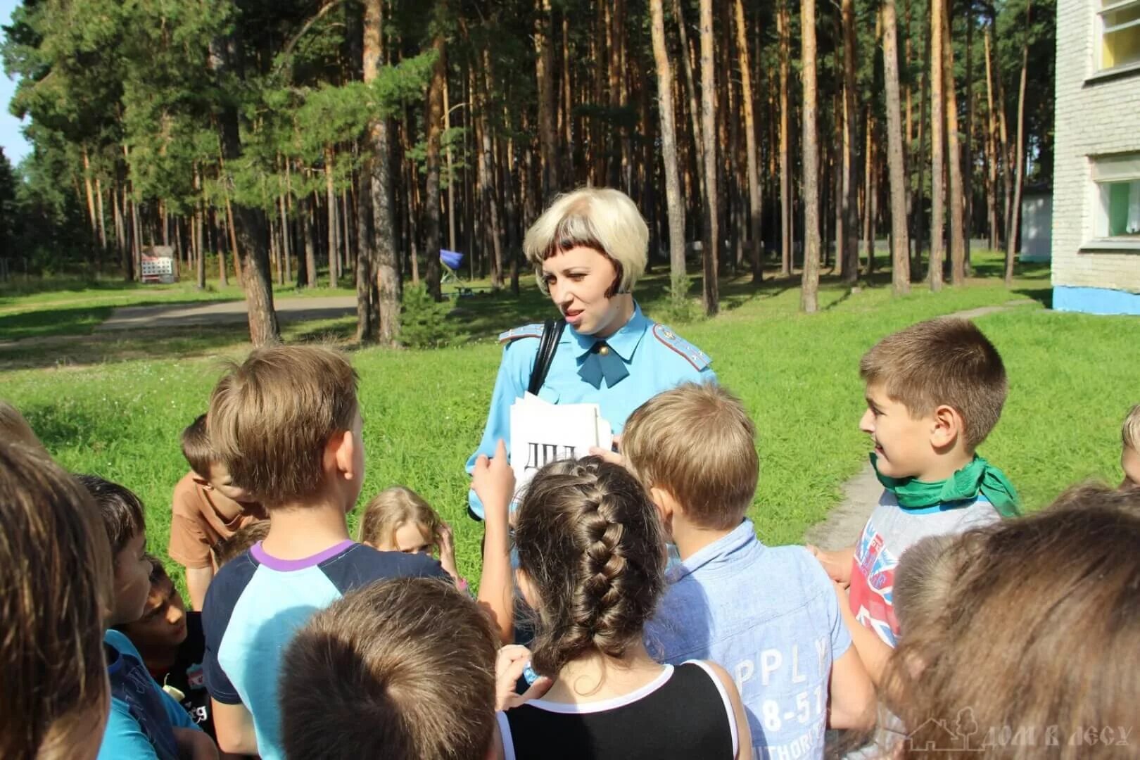 Лагерь 3 недели. Лагерь три пещеры Каменск-Уральский. Три пещеры Каменск-Уральский детский лагерь. Лагерь три пещеры Каменск-Уральский 2023. Лагерь у трех пещер Каменск-Уральский комнаты.