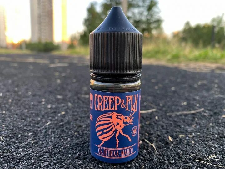 Купить жидкость для электронных сигарет в москве. Creep Fly жидкость. Жидкость Creep Fly 30мл. Creep Fly жидкость вкусы. Creeping Fly жижа.