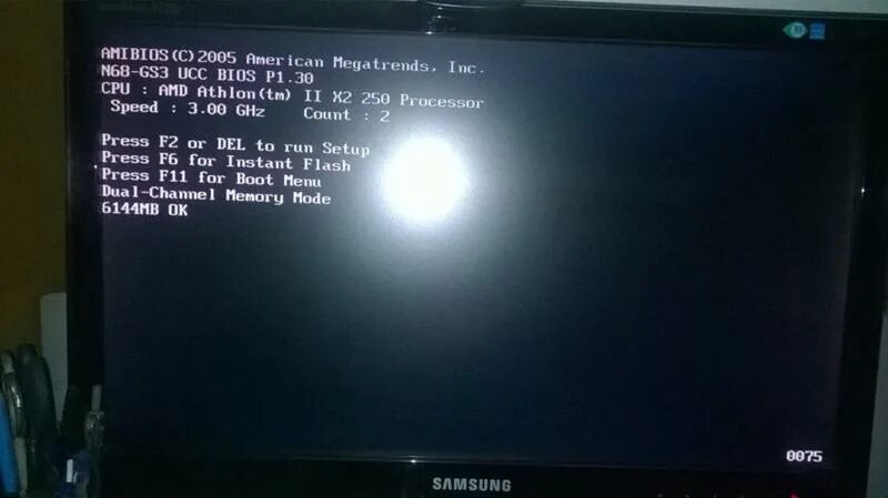 Windows 11 после включения появилось странное окно. VIEWSONIC va2231wa-2 после включения уходит в защиту при включении. Китайская магнитола включается появляются полосы и перезагружается. Kak zdelat vmesta odnogo vindowsa vihodit srazu 4 ustonovishnih vindowsa. Зависает компьютер черный экран