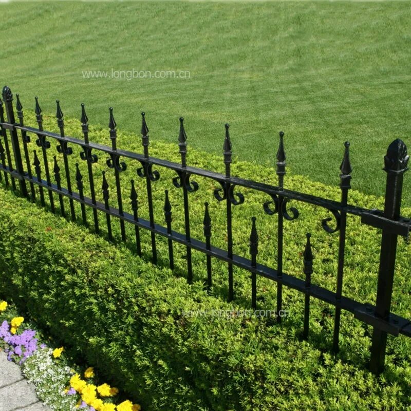 Красивый декоративный забор. Ограда для сада. Красивые заборчики для клумб. Изгородь декоративная из металла.