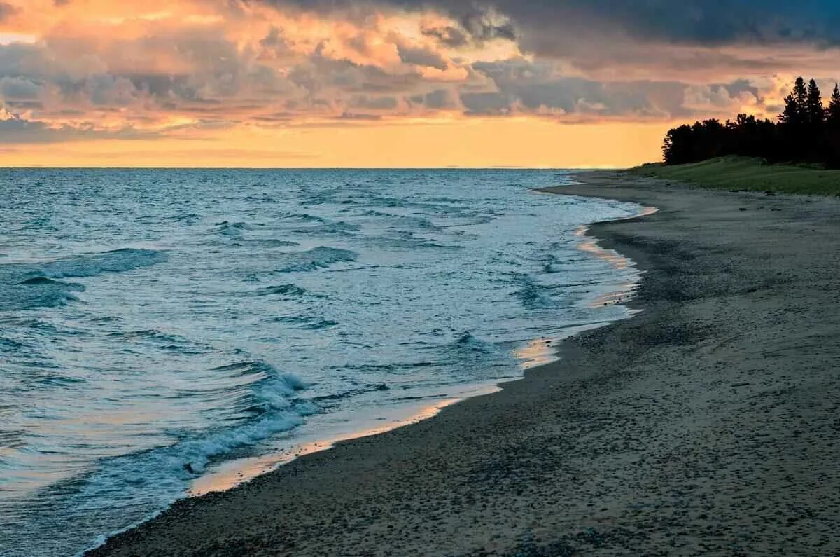 Море иное. Верхнее (lake superior) — озеро. озеро супериор. озеро мичиган. большое море.