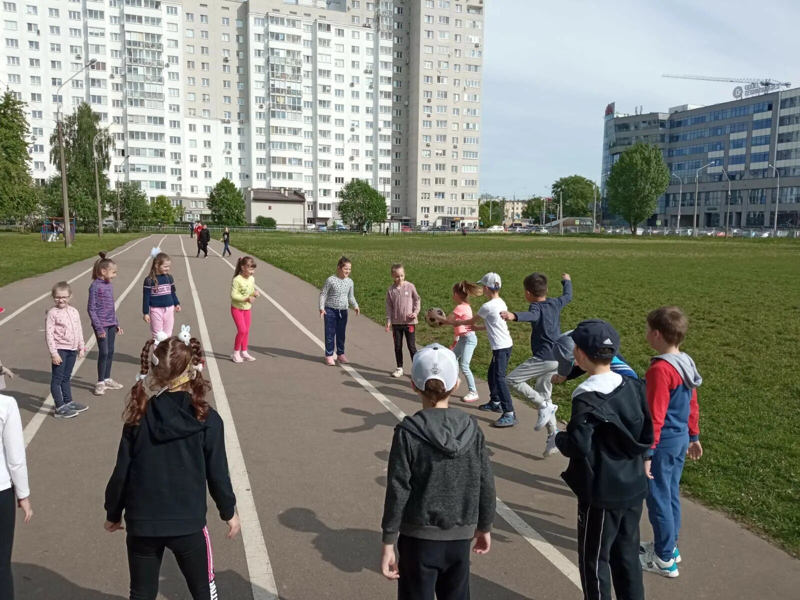 Сайт школ г минска. 14 Школа Минск. Средняя школа 51 города Минска. Средняя школа № 1 г. Минска. СШ 13 Г.Минск.