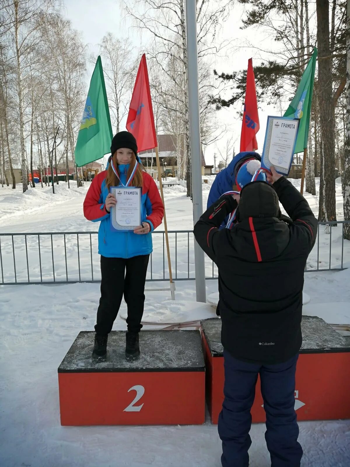 Мку уо го верхняя пышма. Манин парк верхняя пышма лыжня. манин парк верхняя пышма масленица.