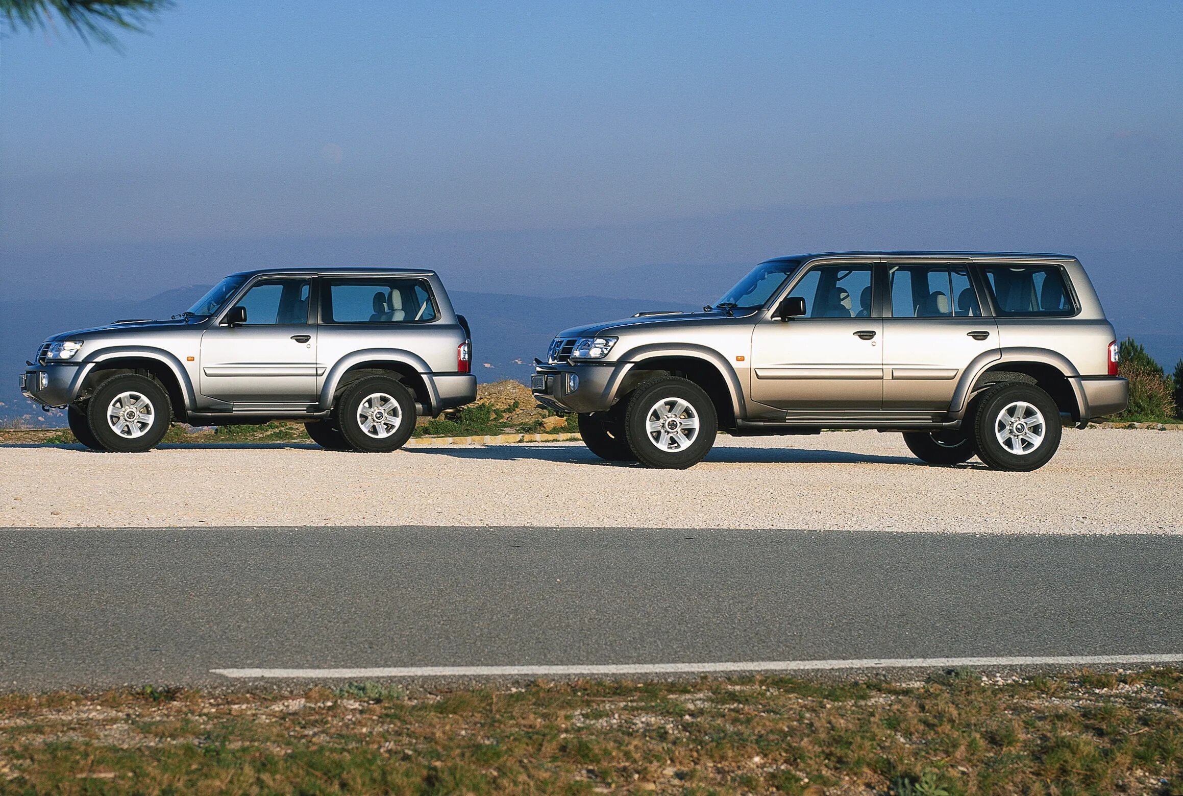 Nissan Patrol 1983. Nissan Patrol y61 коротыш. Nissan Patrol 1 поколение. Nissan Patrol 2 поколение.