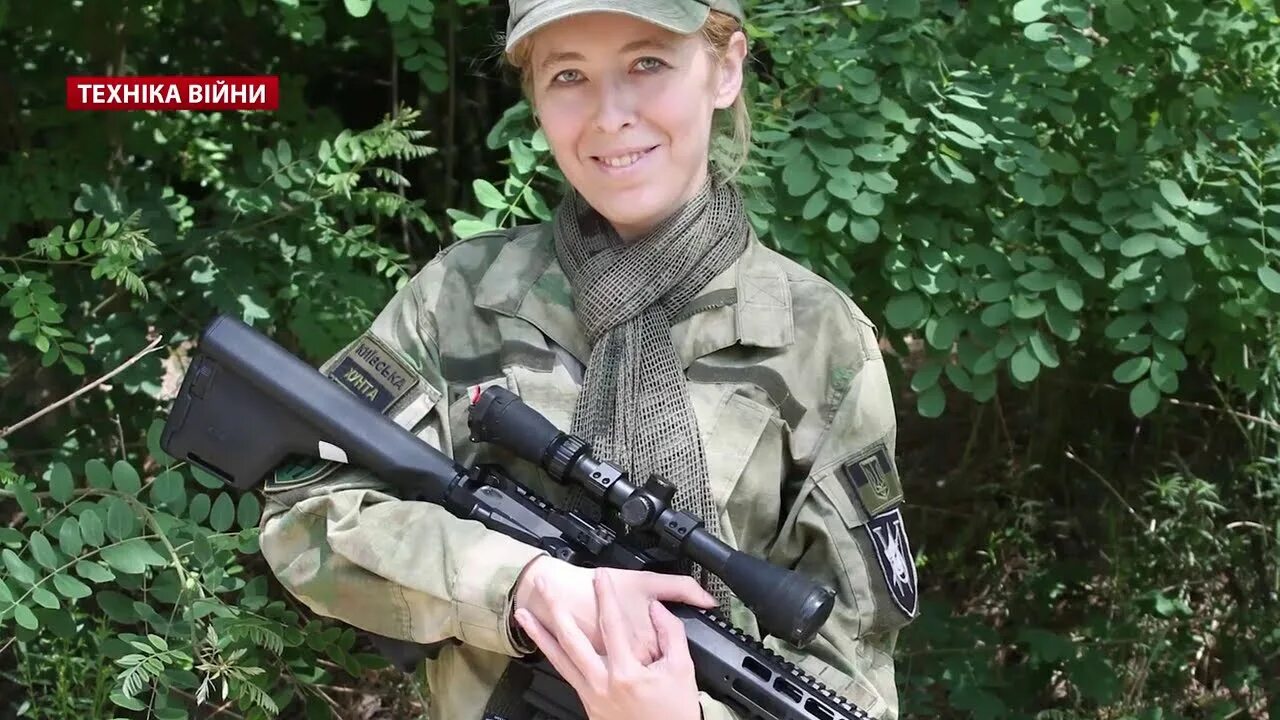 Где украинская снайперша. Девушка с пулеметом. Где украинская снайперша. Где украинская снайперша. Украинские снайперши 2023.