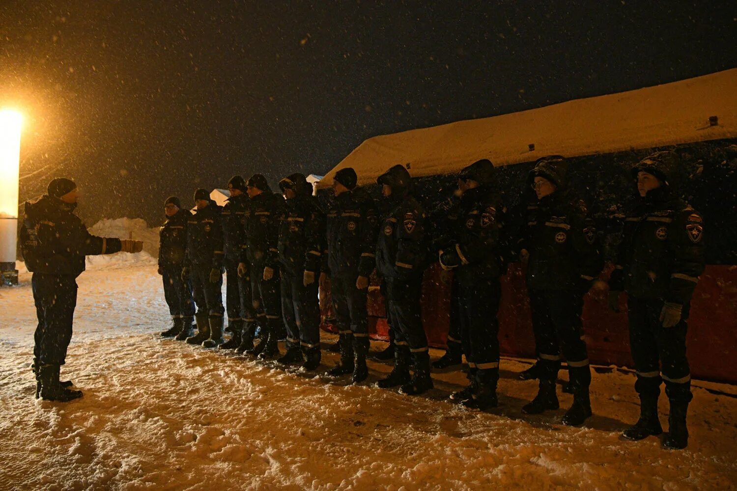 Шахта Листвяжная. Спасатели трагические события. Опасность Шахты Кузбасс. Трагедия на шахте Листвяжная 2021.