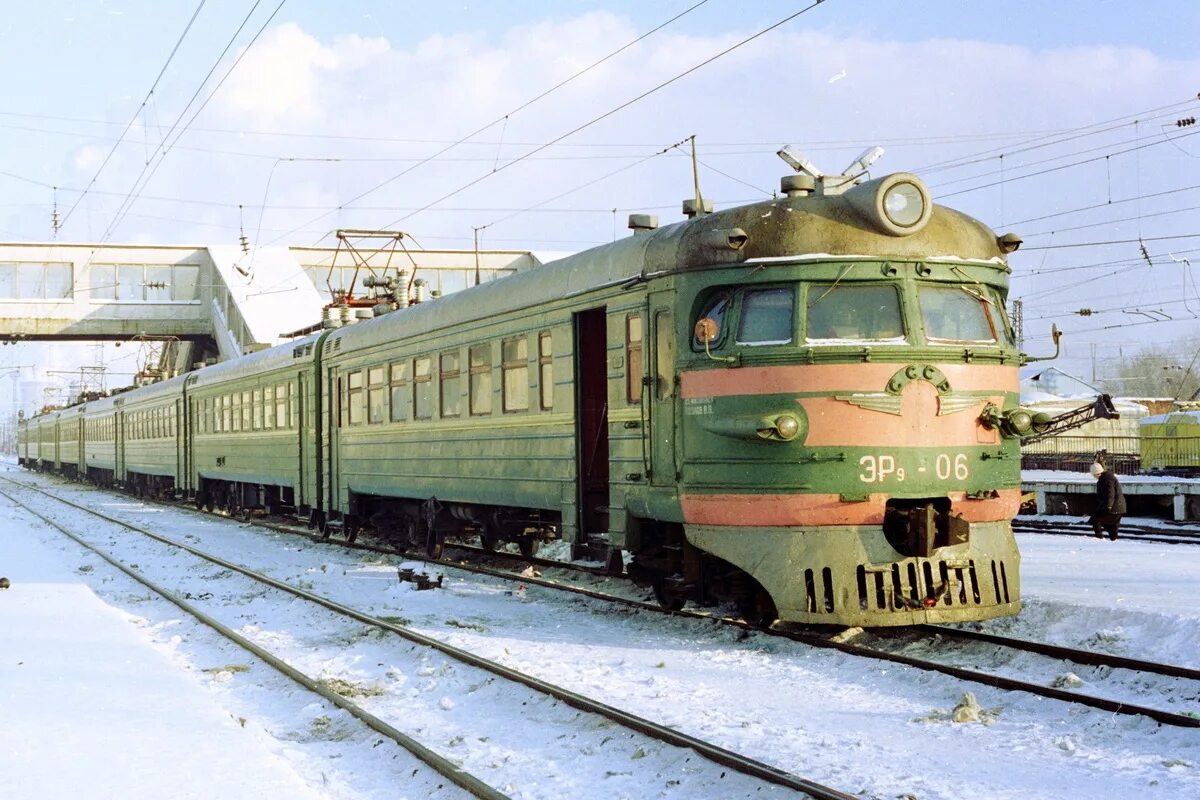 Эр9 электропоезд. Эр1-221. Эр9п Горький Московский. Эр9 ГЖД.