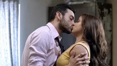 Hot ullu