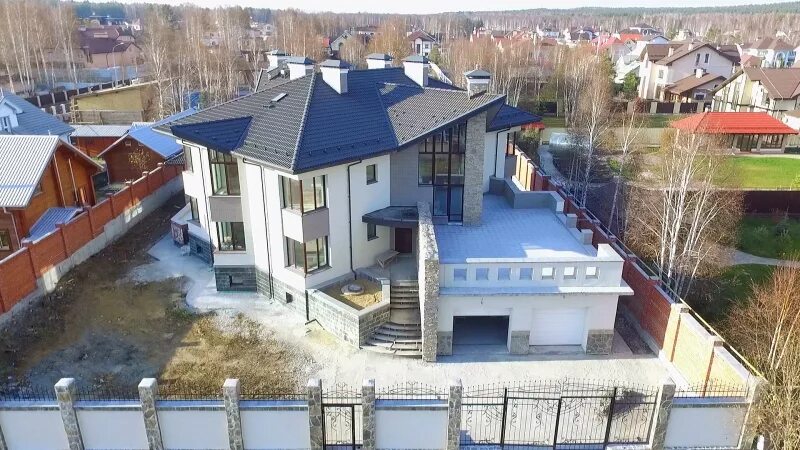 Миллениум парк новая рига. Кп палникс екатеринбург. Рублёвка в москве. Школа ламбери в энколово. Коттеджный поселок усово.