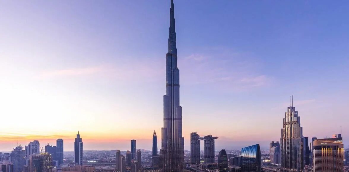 Бурдж-Халифа Дубай. Башня Бурдж Халифа в Дубае. Бурдж Халифа 124. Бурдж-Халифа Дубай 124 этаж.