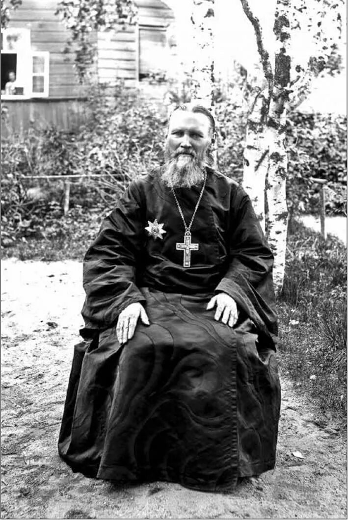 Иоанн кронштадтский фото. Очень святой человек. Монах на коленях. Болгарский старец добри добрев. Дедушка добри из болгарии.