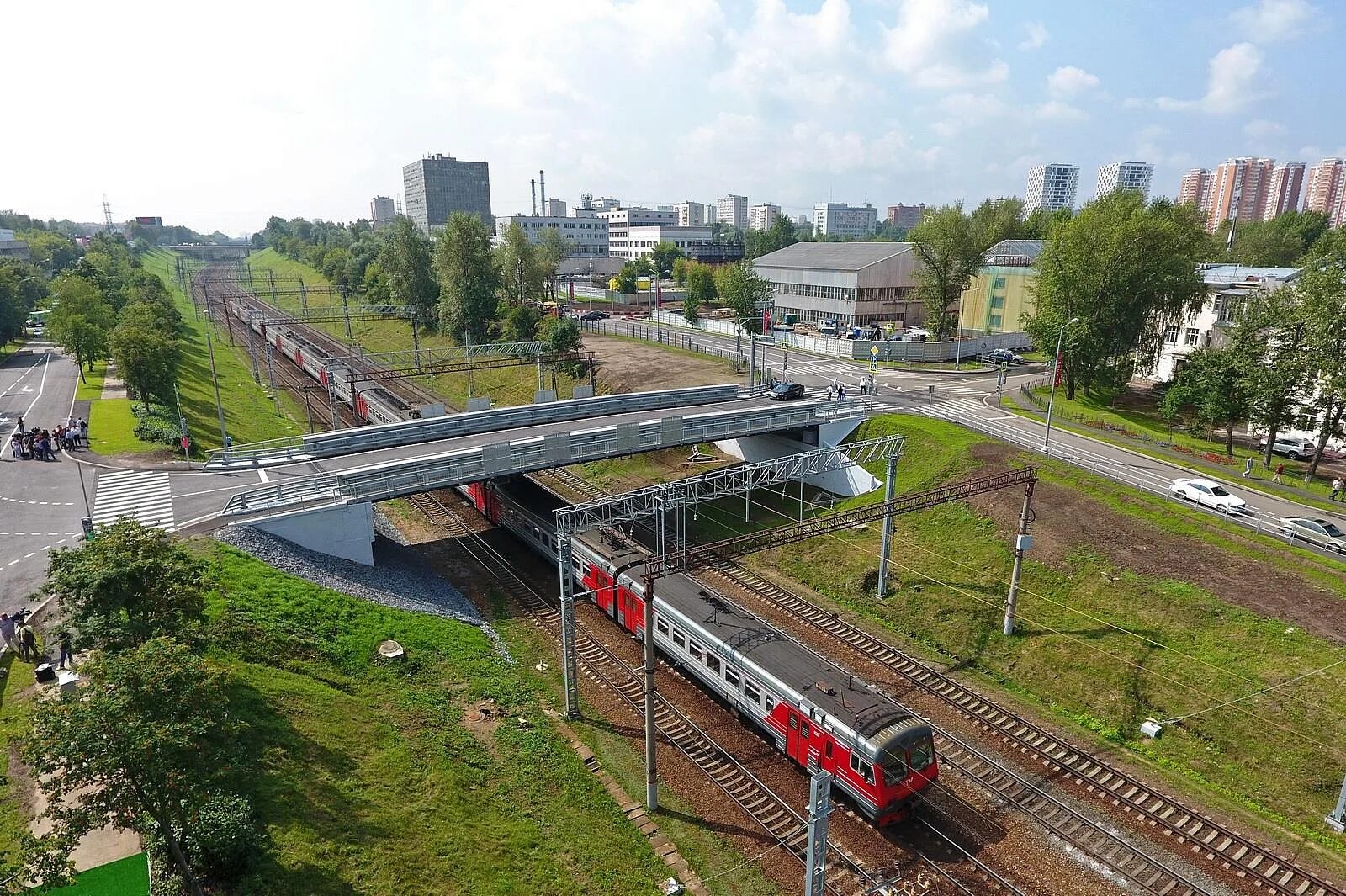 Железнодорожный путепровод Димитровское шоссе. Эстакадный мост ЖД. Железнодорожный путепровод МЦД-2. Путепровод Лосиноостровская. Лосиноостровская чкаловская