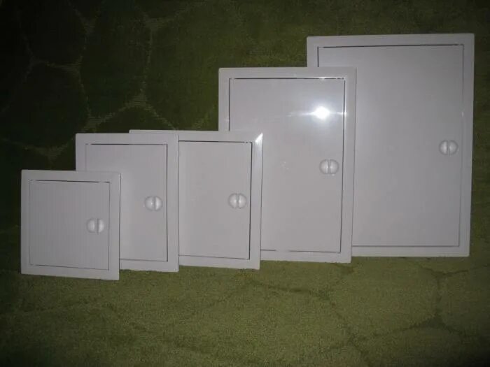 Евроформат-етр-50х90. Дверца ревизион. 093. Пластиковая белая дверь глухая входная. Дверца дрп 200х300 (р).