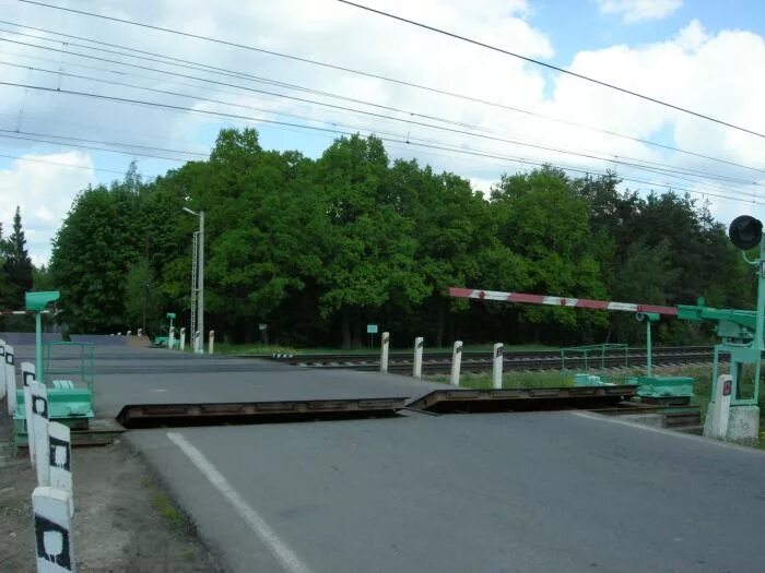 Охраняемые железнодорожные переезды. Охраняемые железнодорожные переезды. Железнодорожный переезд новочернореченский. Охраняемые железнодорожные переезды. Железнодорожный переезд.