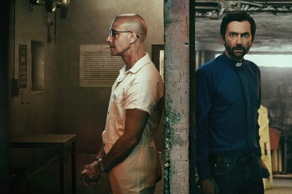 Дэвид теннант 2022. The man inside 1990, д. Инсайдер inside man. Inside man 2022. Inside man 2022.