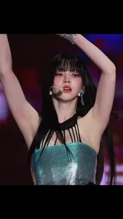 스시녀 겨드랑이 빨통 클로즈업 ㅗㅜㅑ.gif 