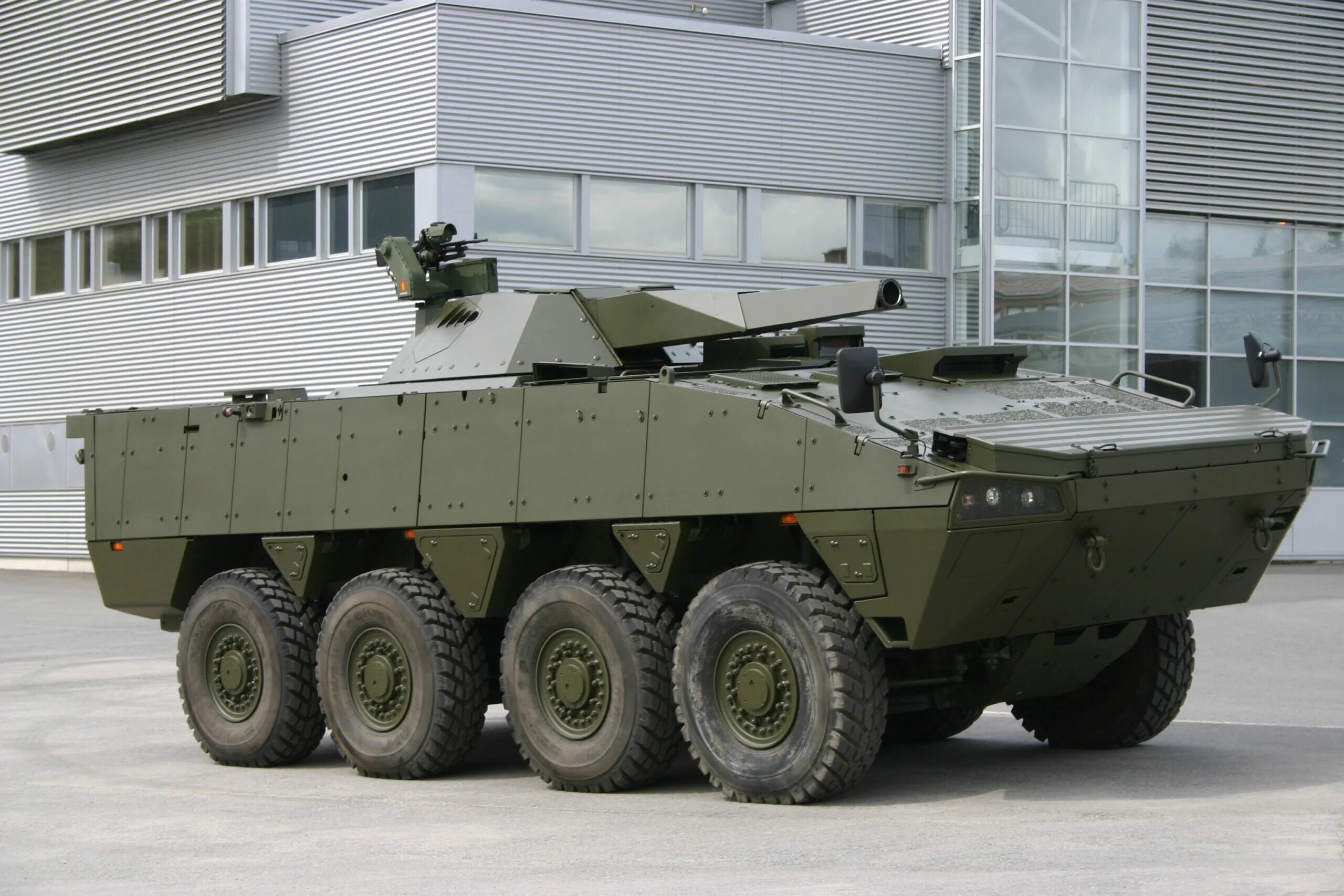 Patria est. Patria AMV Amos 120 мм. Patria 8x8 120 мм. 120 Мм самоходный миномет Amos. БМП Patria AMV.