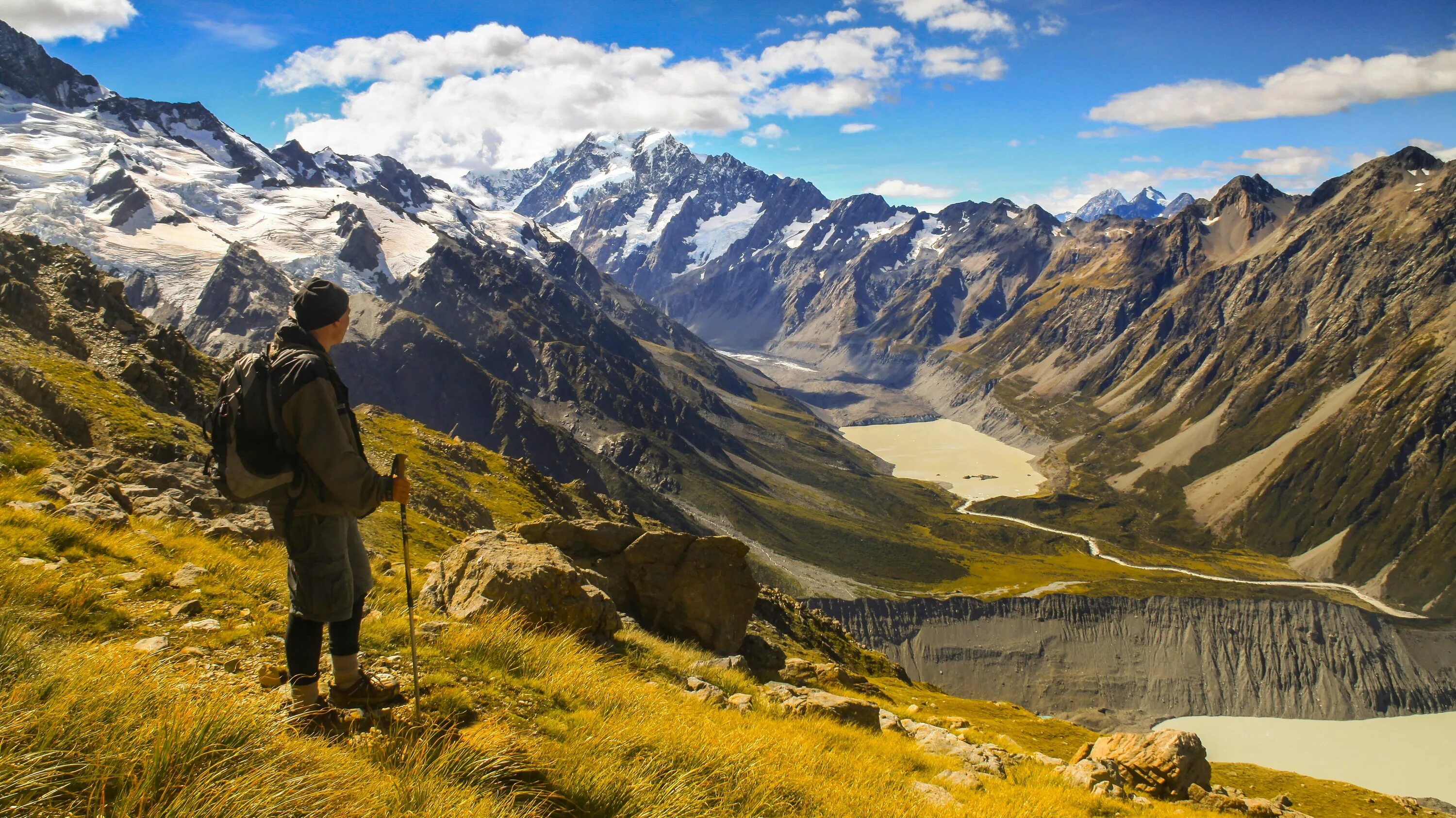 One new zealand. Горные хребты новой Зеландии. Грандиозный пейзаж. Гора Маунт Лодж новая Зеландия. Пик митре новая Зеландия.