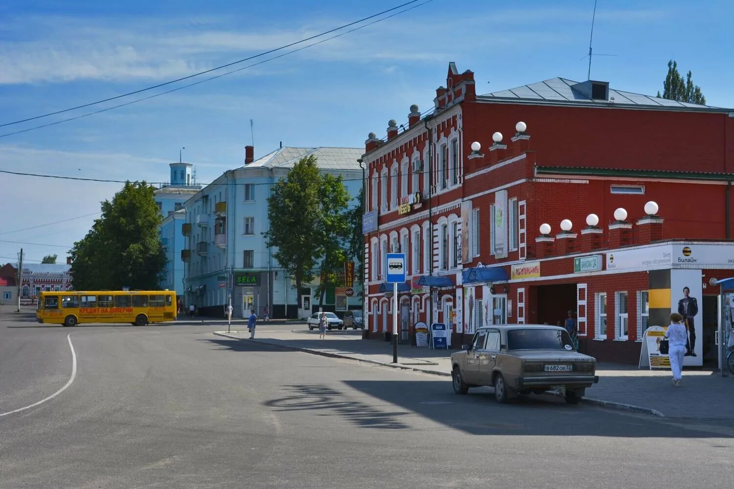 Новозыбков население. Новозыбков. Гор Новозыбков Брянская область. Гор. Новозыбков, Брянской обл.. Площадь города Новозыбкова.