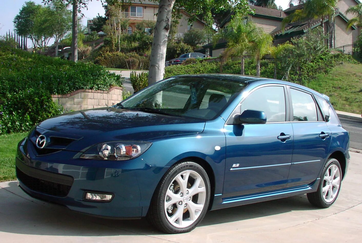 Мазда 3 своими руками. Mazda 3 2007. Mazda 3 Hatchback 2007. Мазда 3 2007 хэтчбек 1.6. Мазда 3 седан 2007.