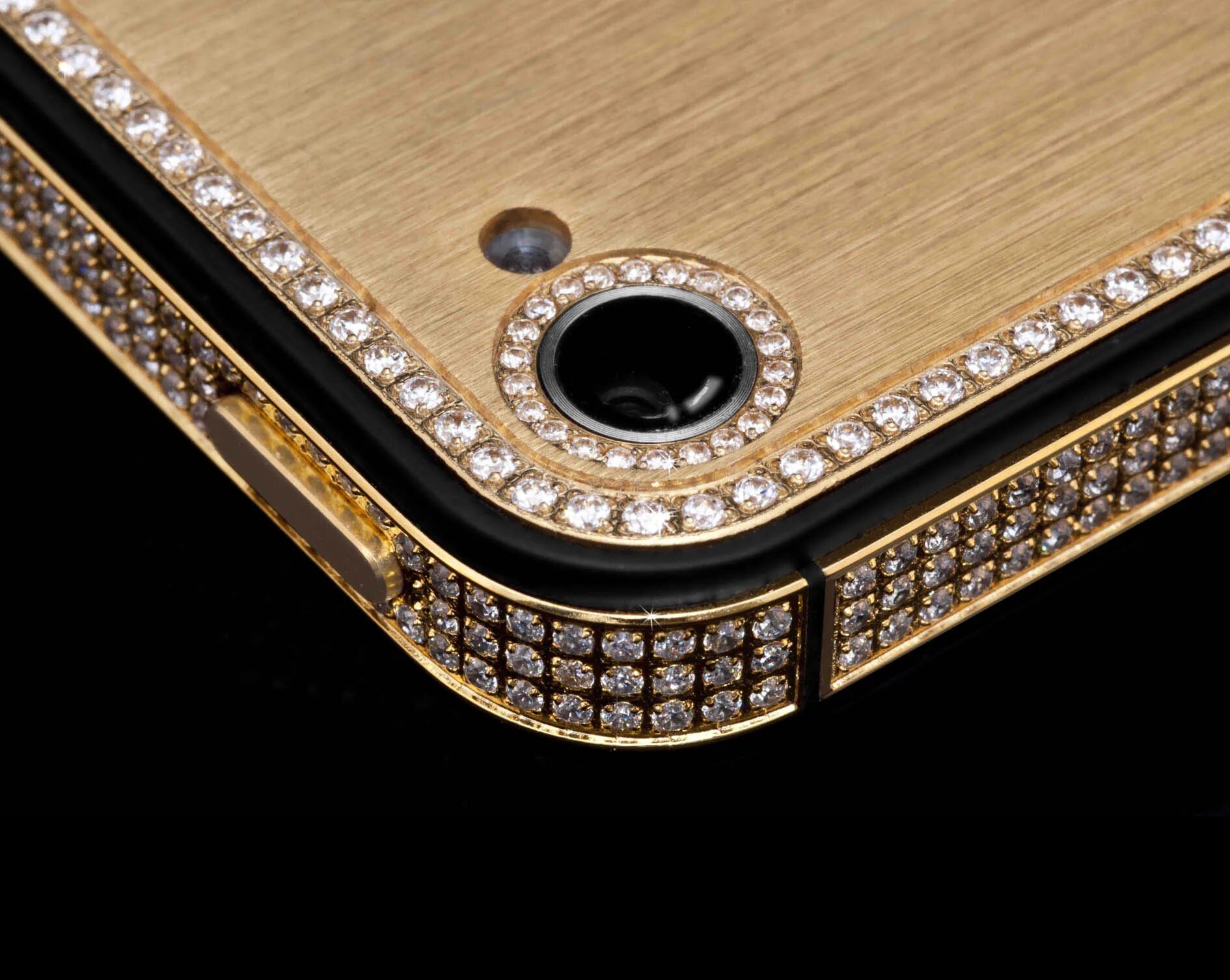 Смартфоны дороги. Айфон голд даймонд. iphone 4s elite gold. самый дорогой айфон. дорогие телефоны.