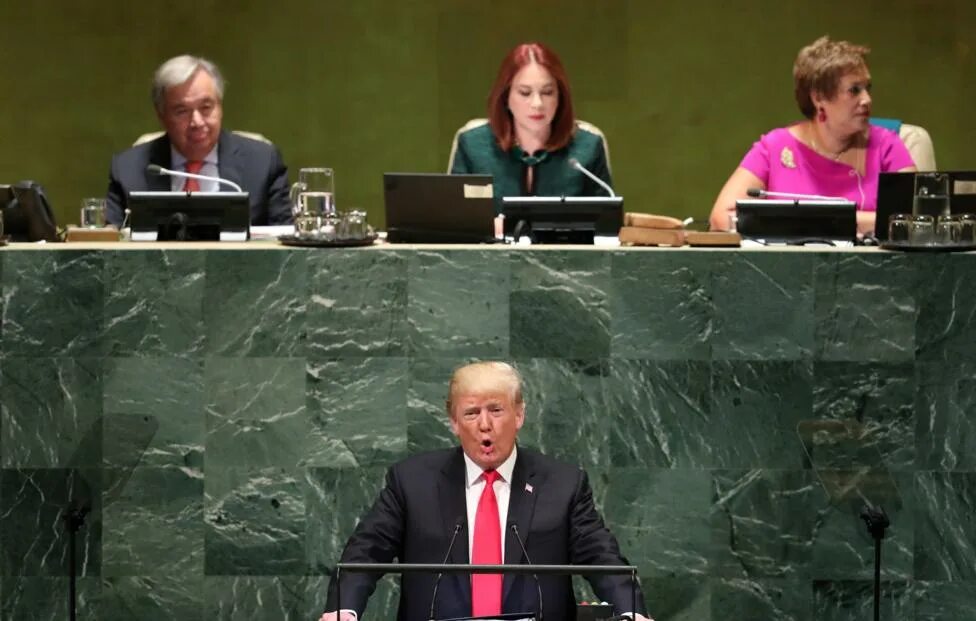 Трибуна оон. Трамп выступление ООН. Генассамблея ООН Трамп.