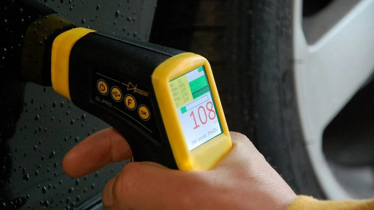 Толщиномер для порошковой покраски. Толщиномер etari et-555. Толщиномер etari et-555. Толщиномер gl-pro 2. Прибор для измерения шагрени на лкп автомобиля на колёсиках.