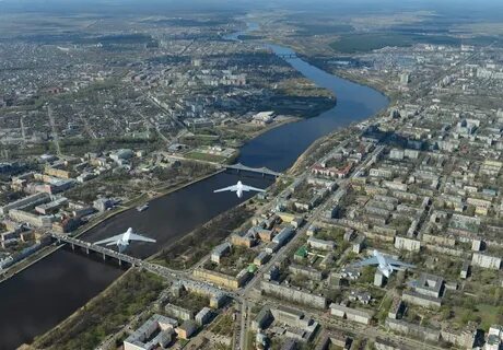 Расположен в городе твери