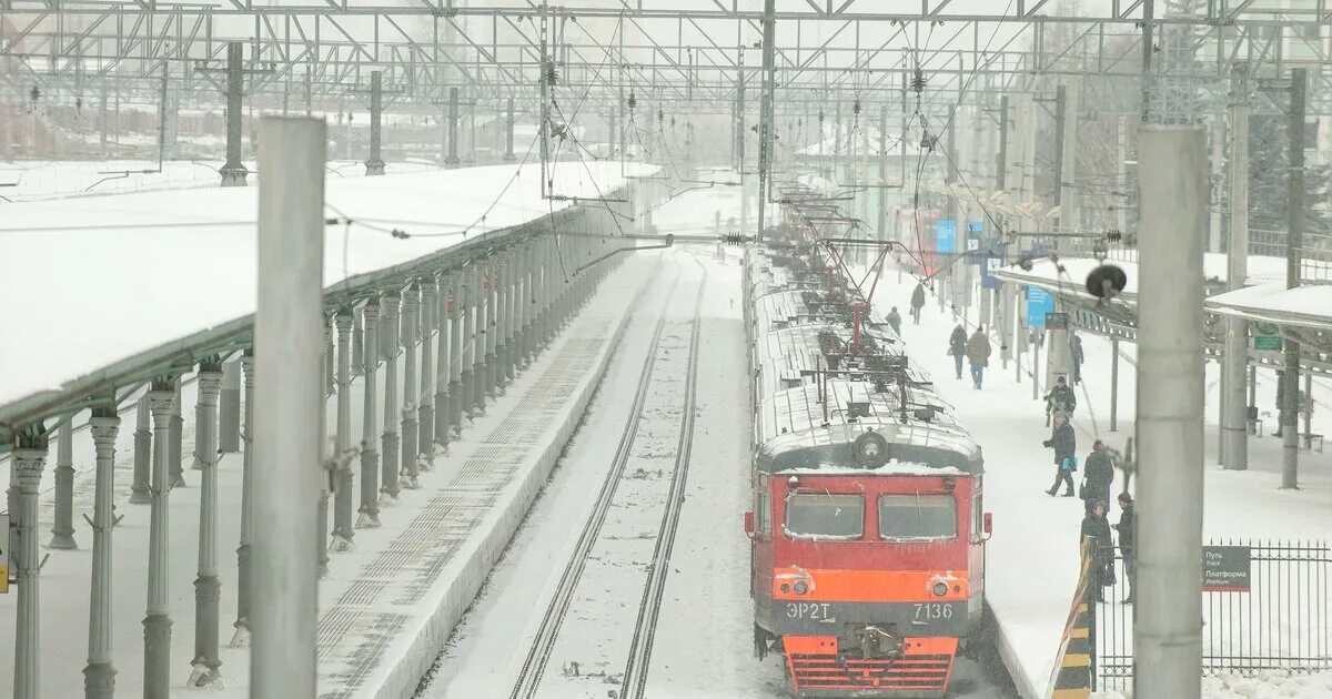 Станция Удельная Московская. Поезда Ленинградского направления. Удельная станция Казанского направления. Электрички Казанского направления фото. Электричка снегири нахабино сегодня