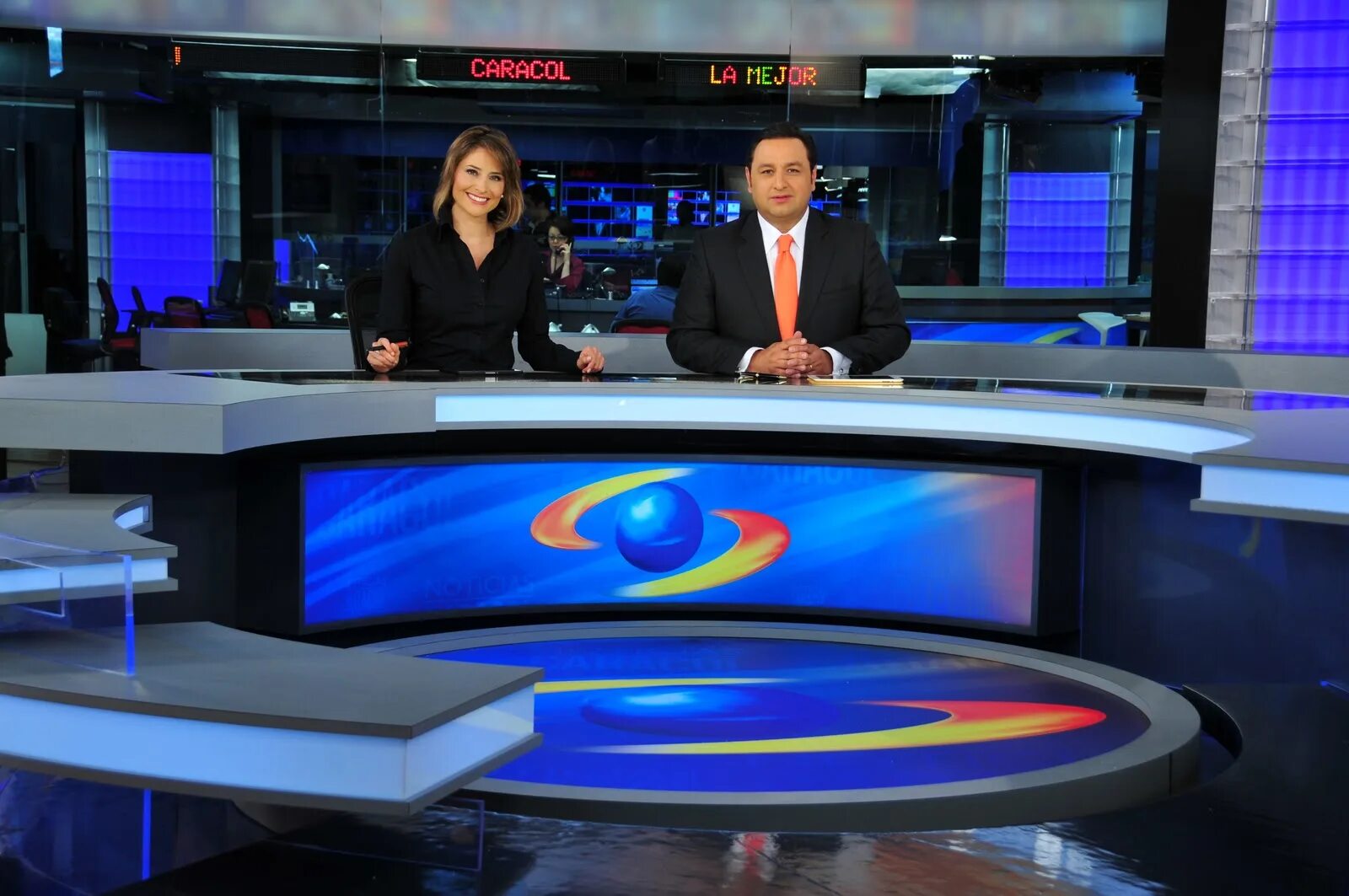 Russia today логотип. Russia today. Noticia. R t noticias. Телеканал rt.